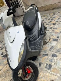 دراجه ماكس عدل مكينه ما مفتوحه لا تبخير ولا تنقيص كهربايات كلهه شغاله ...