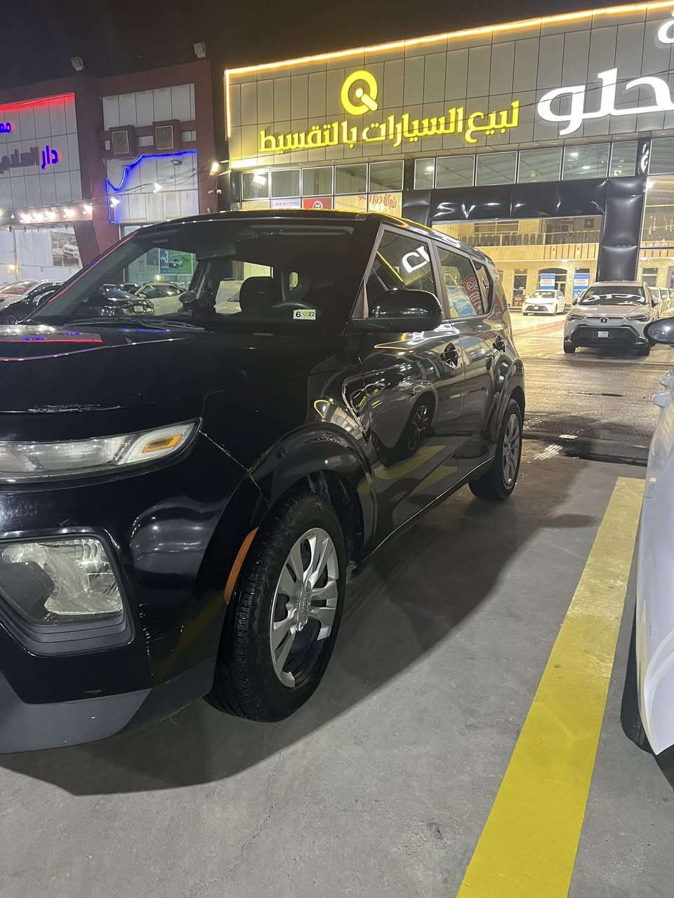 كيا صول
موديل 2021 
ماشية 40 الف ميل 
رقم بغداد 
وراد امريكا كلين 
تواصل 
*********** 
سعر133 بيه  مجال 
فيه فحص شركة سونار عدد 2
