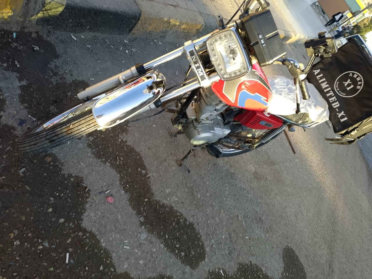 السلام عليكم                                                                  شباب دراجه اربعه كير موديل 20 دراجه حلوه ونضيفه    دراجه حلوه وناعمه شلعه ومعدل دراجه خير من الله 
العنوان واسط زين القوس 
الرقم ***********
السعر :- 750 وبيها مجال
