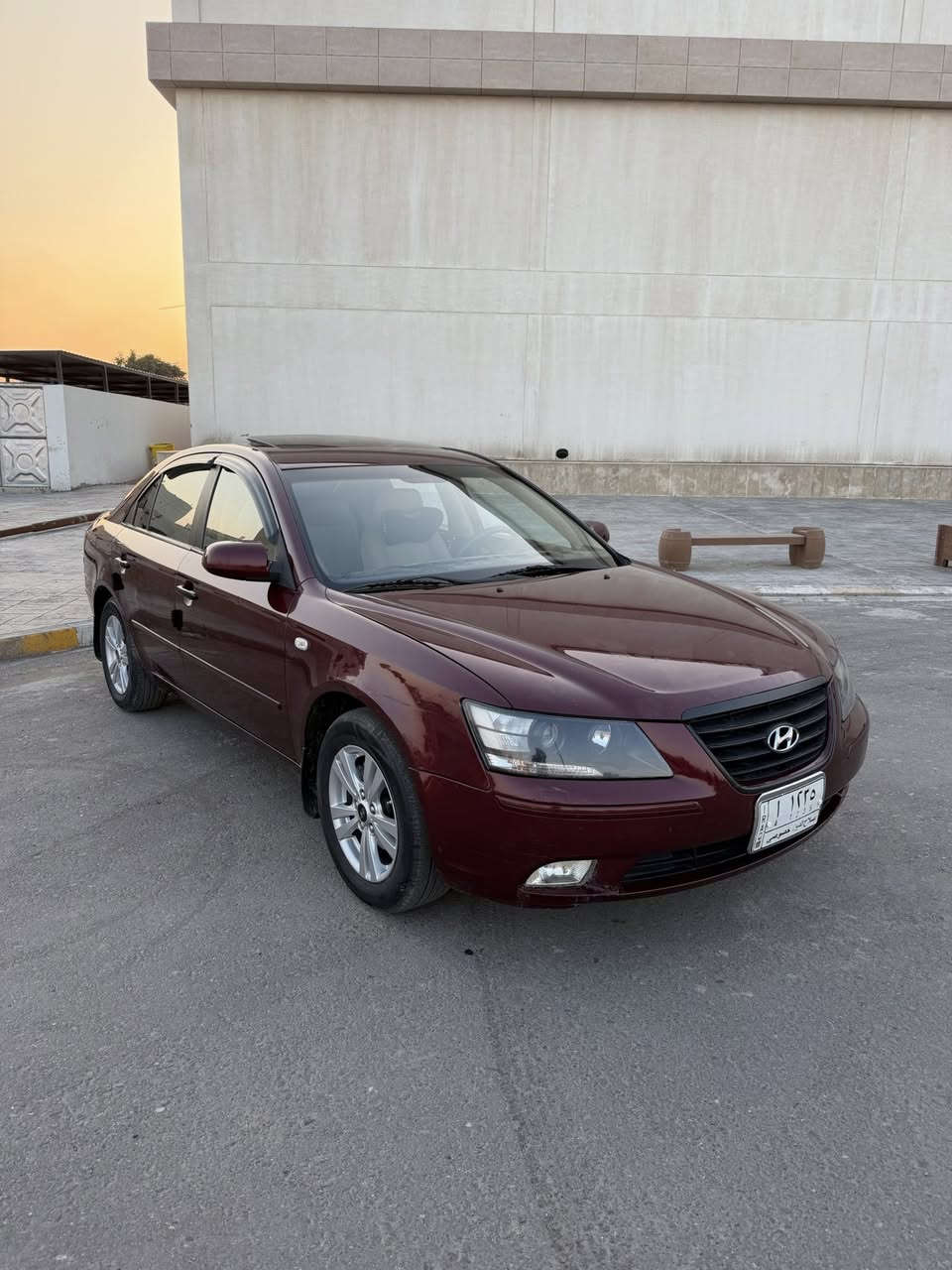 السلام عليكم
الحلال للبيع 
اعتذر عن الاقساط والوعده والمراوس نقد فقط
سوناتا ٢٠٠٩ خليجي
محرك ٢٠٠٠ كير ومحرك شرط مكفولات 
صدر امامي خلفي جديد تخم تاير جديد تبريد ثلج تدفئه السياره وضع شركه 
مواصفات فول 
ملاحظه السياره  بيها باب مبدل بلادي شركه وبيها شبر صبغ بالبنيد وشبر بالجاملغ الخلفي 
السونار مرفق مع الصور
السعر ١١٣ وبيها مجال بسيط جدا حق الشوفه 
مكان السياره تكريت
‭٠٧٧٢ ٩٦٨ ٥٢٤٢
