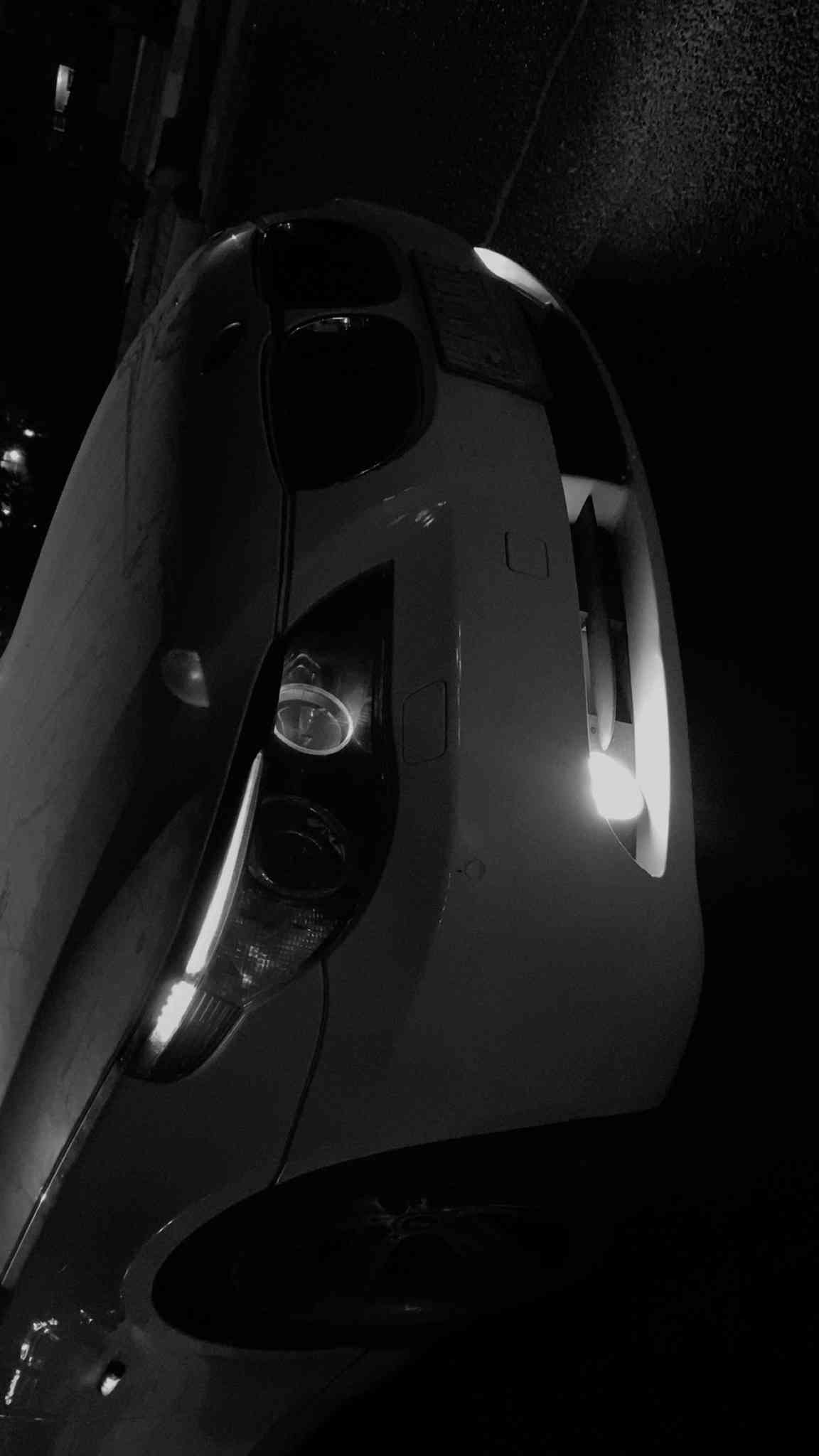 Bmw E60
موديل 2006 

فوول فوول مواصفات 

مه كينه 530ي نؤزل كوورت مه رغوب 

به سمه و سلايت گير تؤماتيك و سپؤرت وعادي 

كوشن كاره بايي و كوشن خه زنه 

بيلاد 5 په رده يه پيش و دواي حاسه يه 

ته بريد ساردوو گه رمي و هه موو گياني به شه رت 

سه ياره كه براوه ي دووبه يه

گؤرينه وه ش اكه م له سه ر دل گرتن 

***********
سعري 56و معامله
