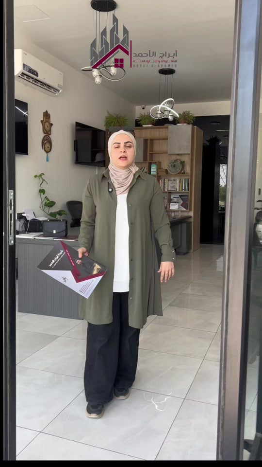 خطوة أولى ثابتة نحو إنجاز جديد! 🏗️✨ ​من أرض العمل في كربلاء - منطقة البوبيات باشرت كوادرنا الهندسية والفنية في شركة أبراج الأحمد (قسم التنفيذ) بأولى مراحل إنشاء مشروعنا الجديد. ​بأعلى معايير الدقة والجودة، تم بحمد الله: ✅ فرش وحدل الجلمود والسبيس لتأمين أساسات صلبة وقوية. ✅ تجهيز القطعة بالكامل لتكون جاهزة للمرحلة القادمة: صب الرفت  ​نعمل بحرص، نخطط بدقة، وننفذ بأمانة..  لأن أساسنا المتين هو سر تميزنا. 💼🛠️ للاستفسار : *********** ​#اكو_هواي_بس_احنا_نختلف  #كربلاء #البوبيات  #بناء  #اكسبلور 
