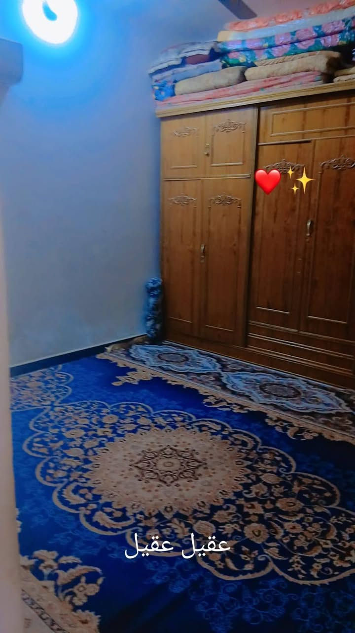 دار رهن براكيه شارع المطار القديم نهايت دور باته مكان جدا راقي وقريب لكل الخدمات من سوق كادر طبي مدارس خطوط سيارات رهن ب12سنه واقابل  للتجديد ***********
