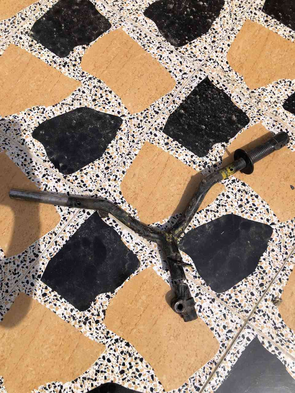 سلام عليكم غراض ماكس للبيع كزوزات كواتم بكلايت كفرات ترايش سكان ستان صفح عينه صفاحيات  سله  غراض نضافه اسعار حلوه مكاني بصره قرنه***********
