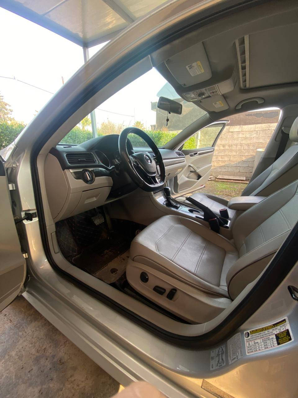 السلام عليكم
فولكس واجن باسات 

موديل  2016 se 
مكينه 18 توربو 4 سلندر ما مفتوح 

لايوجد ضرر فقط بونيد سرقه 

مواصفات 
كاميرا خلفيه 

كشنات جلد 

تبريد قطعتين 

كشنات تدفئه 

سنويه جديده + بطاقه بنزين 

سياره فول مواصفات مال بيت 
عنوان كركوك 

سعر (180) 

للاستفسار الاتصال على هذا الرقم 

***********
