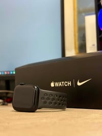 Apple watch series 7 ساعة ابل جيل سابع اصدار نايك قياس 41 بطارية 99 نظ...