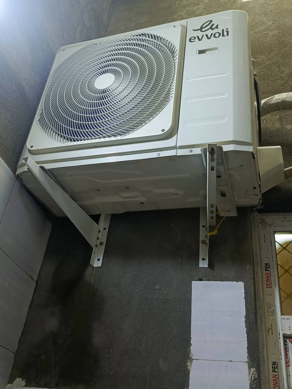 السلام عليكم
سبلت أيفولي الأيطالي.  ٢ طن. كارتون بعده  اذا داخل تصليح مرجوع.  تبريد  درجة أولى تعال شوف بعينك يله تأخذ.   عنواني ناصرية مركز. قرب جامعة العين السعر. ٤٥٠ الف  بي مجال كولش قليل


**إذا كنت صاحب هذا الإعلان وتريد حذفه لأي سبب، رجاءا أرسل رسالة إلى الدعم الفني**