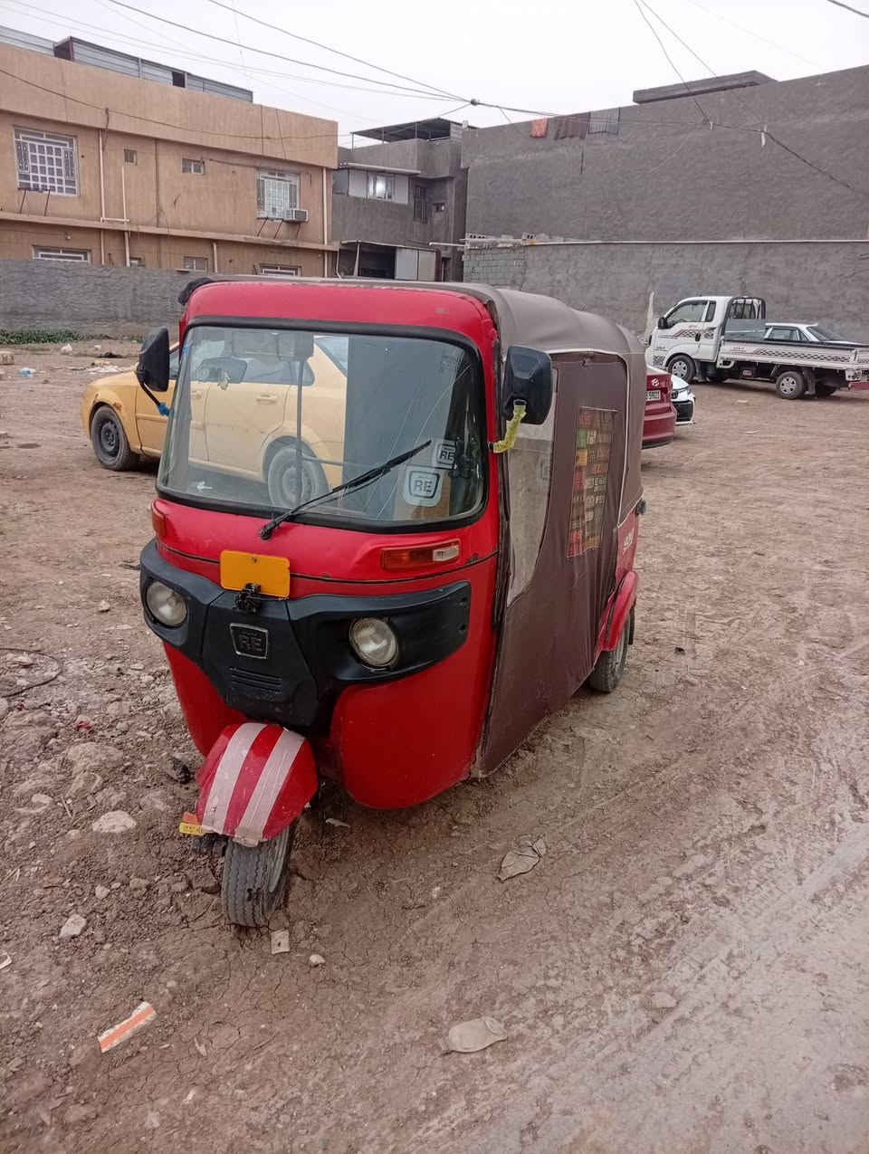 االسلام عليكم تكتك للبيع موديل 18شهر التاسع بلاديه اوراق أصولي  لاضربه لاصبغ قطره معجون مابيهه شاصيه بلادي محركهه يخبل بس الدوسات الاماميه معمره فقط السعر 4250بيهه مجال حك الجيه مكاني ابو غريب الزيتون ***********0هاذه واتساب ***********
