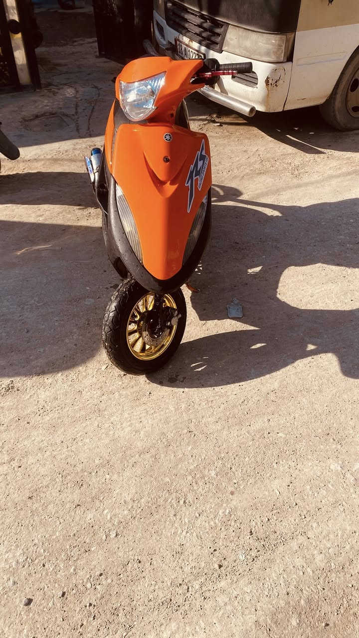 ماكس عدلة للبيع  لو مراوس  مكاني شعب حي البساتين
السعر 350 وبيهة مجال
بوشة رياضي  صالنصة رياضي 
كلاجات رياضي شيال رياضي اصلي
لون مميز برتقالي
كابريتر اصلي شلعة ومعدل
ويل كب  ذهبي ستان رياضي
تايرات مال بالة
بيهة نقص قليل


**إذا كنت صاحب هذا الإعلان وتريد حذفه لأي سبب، رجاءا أرسل رسالة إلى الدعم الفني**