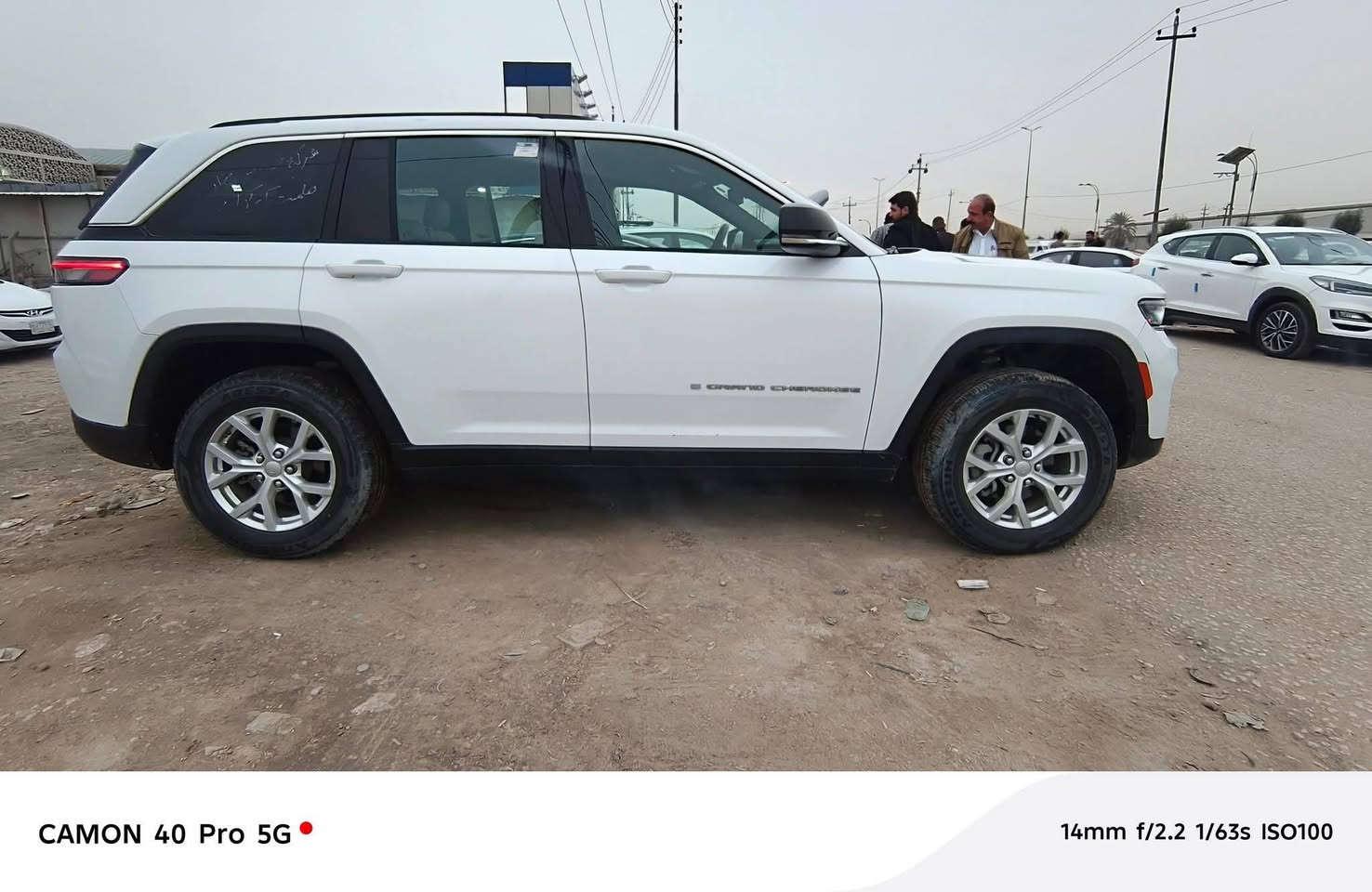 السلام عليكم للبيع جيب كراند شيروكي موديل 2023
فول مواصفات عدى الفتحه حادثها جاملغ سايق فقط الباقي مكفول بدون شواصي كير مكينه مكفولات صور الحادث موجوده  
رقم اربيل باسمي تحويل ثاني يوم
هزه جديده بشهر 12 مسويها 
سعرها 355 وبيها مجال بسيط 
مكانها بابل الحله نادر 
خاص او الاتصال ***********
