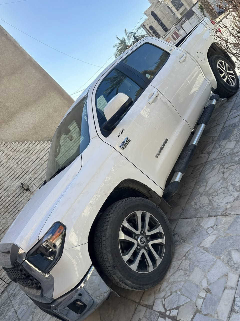 سلام عليكم تاندرا 2021 مواصفات sr5 مكينه 5700. V8السعر النهاىي 290 للاستفسار ***********
