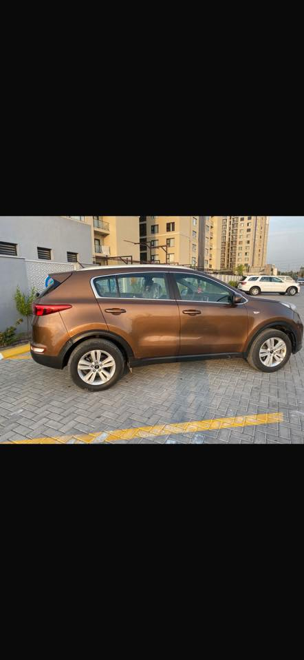 السلام عليكم للبيع كيا سبورتج ٢٠١٧ خليجي ألوان نحاسي السيارة ماشية ١٦٨ مكفولة من الصبغ والتبديل والسيارة جديدة وبي حالة وكالة ادامة كاملة كير ومكينة جديدات السنوية جديدة ورقم جديدة والهزة موصفات نص فول حساسات شاشة كامرة السيارة كلش جديدة وجاهزة ومال بيت تحويل مباشر السعر ١٦٨ وبيها مجال 

الاتصال ***********
