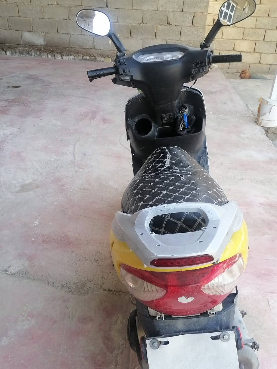 من رخصت الادمن
السلام عليكم موطور أم عيون
للبيع أو مراوس ب مكاس عدله 
نضافه 80٪ سلف نكره كهربائيات شغال 
يحتاجله ترتيب بجم . أشاير هورنات شغال كلشي شغال من ناحيه الكهربائيات السعر.425 وبي مجال للطيبين 
المكان فلوجه حي الشهداء . متواجد خاص


**إذا كنت صاحب هذا الإعلان وتريد حذفه لأي سبب، رجاءا أرسل رسالة إلى الدعم الفني**