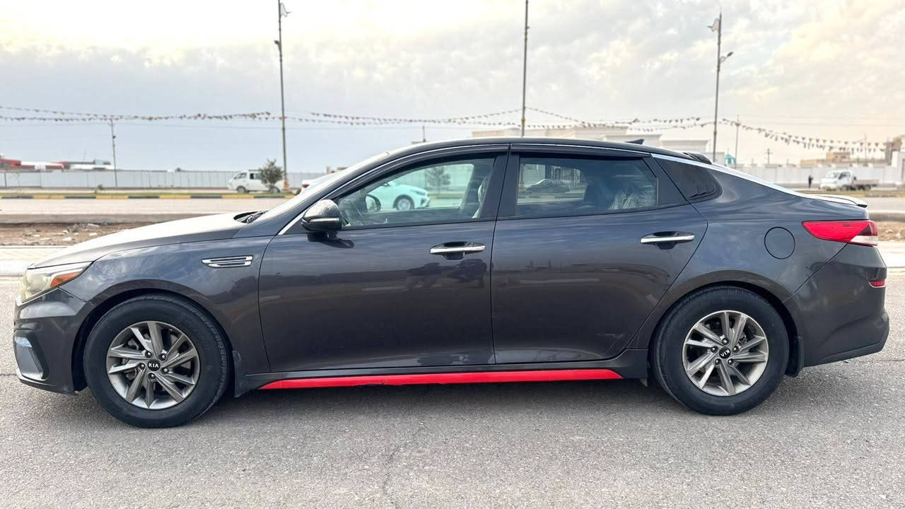 واسط الصويره
السلام عليكم للبيع 
كيا اوبتيما 
موديل 2019
وارد 🌻امريكي 
مكينه 2400
مكاني واسط الصويره 
الاستفسار اكثر الاتصال على الارقام التالية 
***********
***********
