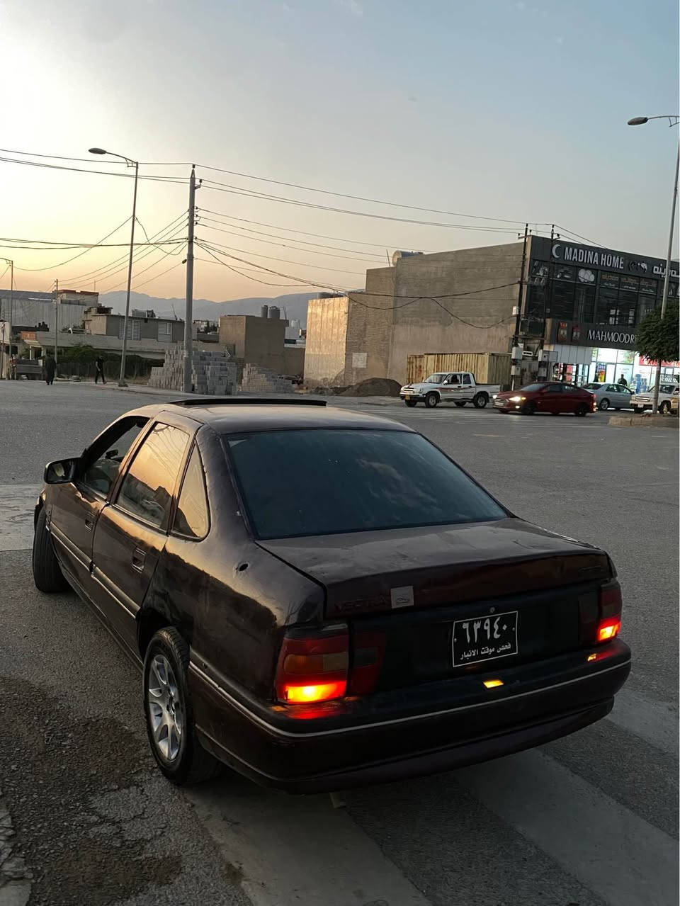 ئؤپل ڤيكترا بؤ فرؤشتن موديل ٩٥ سلايت علوجه كه فيلي مه ده ني ئه كه م مه كينه ١٦ قايش پان گيرعادي به شه رتي گيرومه كينه كاره باي كامل مه زبوت ته قه و ره قه ي نيه سه ياره يه كي كپو خؤشه بئ عه يبه گيرومه كينه هه لمي نيه به شه رت سعري ١٥ گه لاو معامه له ژم.*********** السليمانية, العراق
