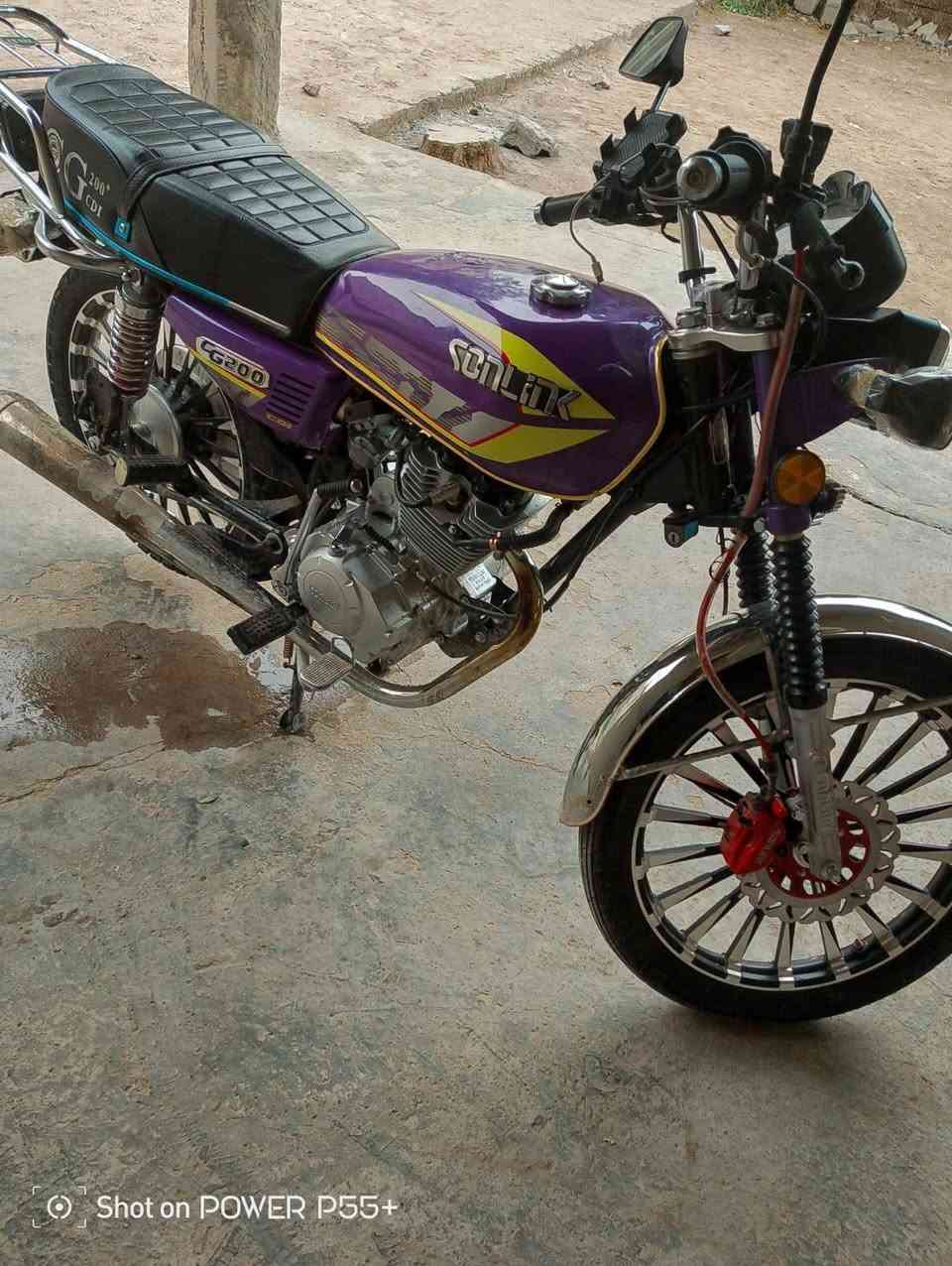 سلام عليكم دراجه ايراني سونك مكينه 200 بعدها زيرو ماشيه 1000 كيلو مكينه بجيس شلعه ومعدل موديل 25 نهايه ال 25 عارضها ب 875 بيها مجال حك جيتك مكاني بغداد رقمي ***********
