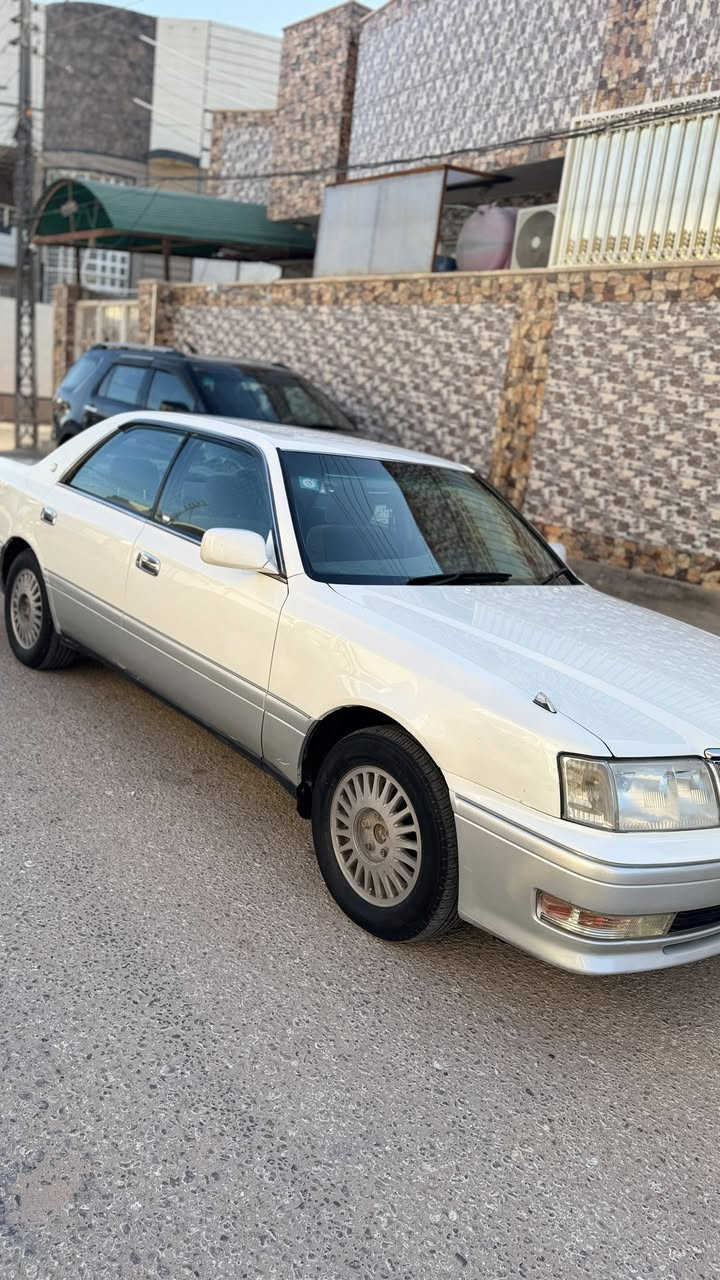 السلام عليكم
راس ثور فلات فول عدا الفتحة استيرن كهرباء اربع كشنات كهرباء تبريد خلفي مكفولة من الگص ونقل الجثة بيهه طختين  والباقي مكفول رقم انبار
السعر 110$
مكاني النجف
***********
***********
