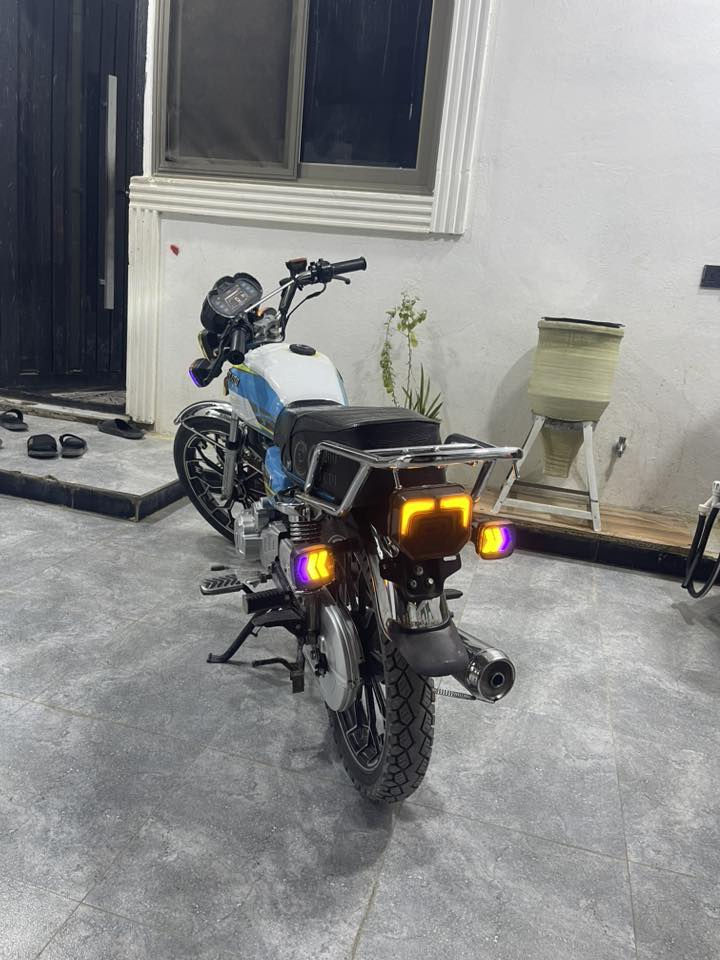 السلام عليكم دراجه للبيع موديل 24 سعر650مكاني ديالى الخالص

شراي اتصل ***********
