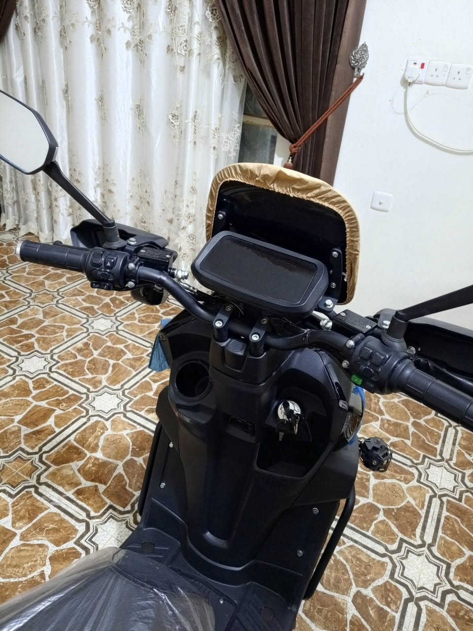 السلام عليكم
دراجة شحن اباجي موديل 2026
مانقصها اي شي دراجة جديده
بطاريات مسطره
المكان الفلوجه معمل الاسمنت
للستفسار ***********
السعر 1175 وبيه مجال
