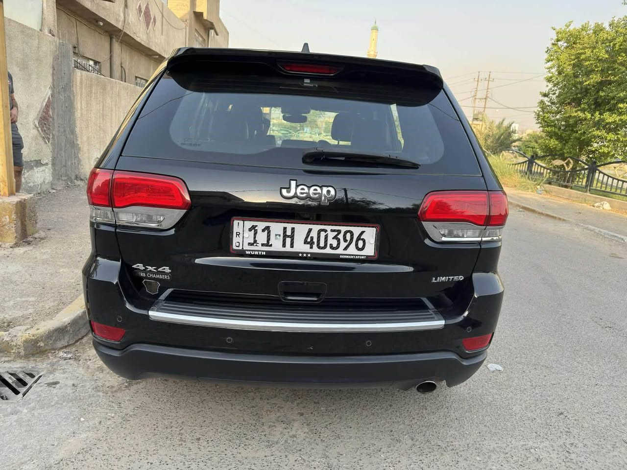 ‏سلام عليكم جيب 2019 وارد أمريكي صور الحادث منشورة بها صبغ بس البنيد
‏فول مواصفات مكان السيارة بغداد الحارثية
‏السعر205
***********
