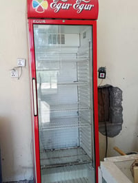عارضه للبيع السعر 300الف بيها مجال للاستفسار 07749431809