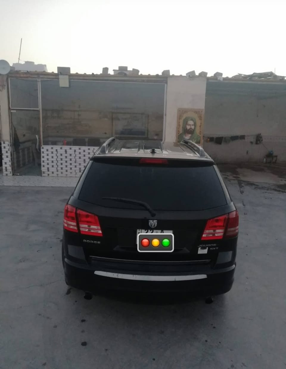 جورني 2010 محرك سته ٣٥٠٠ تبريد ٣ قطع كفاله من الظربه فقط بارد قليل اي استفسار اتصل السعر ٨٨ وبيها مجال***********
