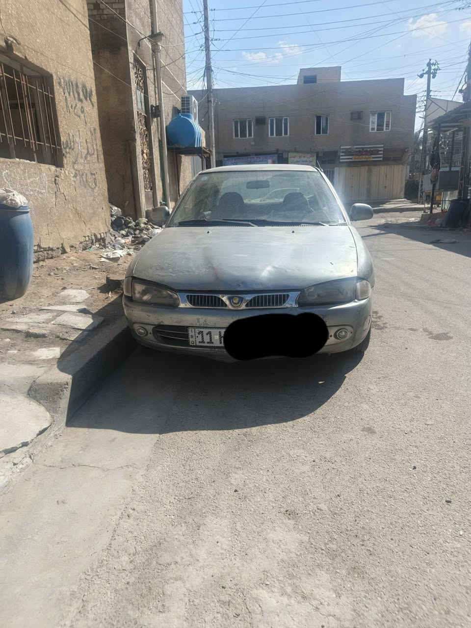 سلام عليكم للبيع براتون موديل 2004   كير اوتماتيك السياره ماناقصها اي شي من كير او محرك و حداديهه
ناقصهة  كمبريسر منضومة التبريد كلهة مشتريهة جديدة وراديتر جديد باتري جديد صار اقل من شهر وصل ضمان ويا رقم السياره بغداد باسمي تحويل مباشر  عارضهة ٣٥ وبيهة مجال 
***********
***********
