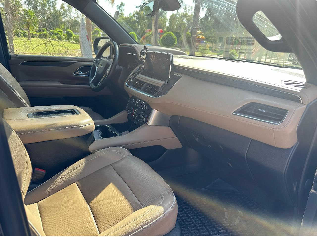 السلام عليكم تاهو موديل 2022 بريميه موصفات السياره فول  مكفوله  كفاله عامه  تغليف bbf. عدد المسافه 85 
 ***********مكاني بغداد الكراده
