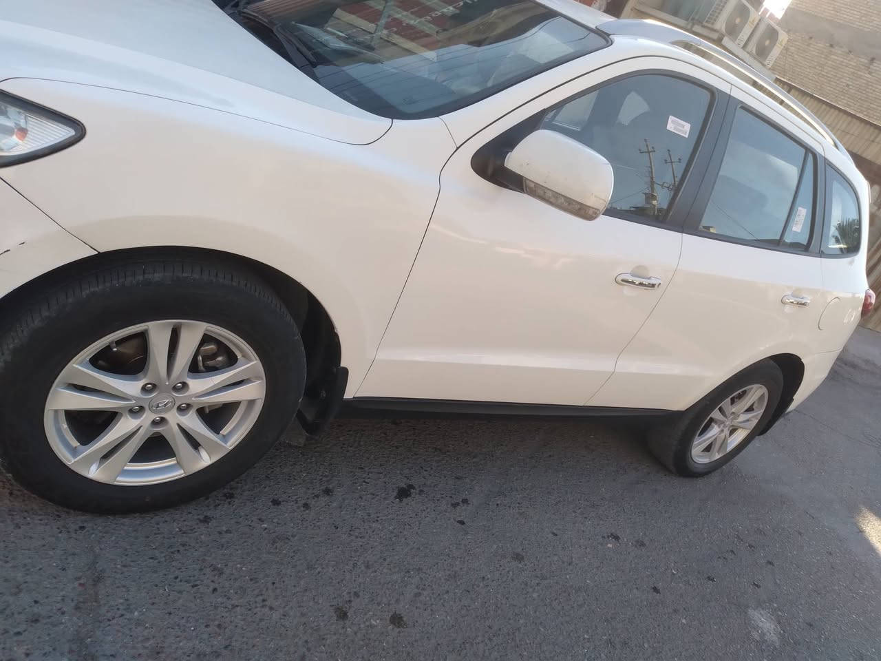 السلام عليكم
للبيع هونداي سنتافي 2011 خليجي 

فول مواصفات 

بصمه

فتحه 

تحكم استيرن 

تبريد شاشه

كامره

سبعه راكب 

اتلاث قطع تبريد 

ثلاجه بل جكمجه 

تبريد بيانو 

داخل 3الوان واضفه. صاج 

 وبعد بيه هواي مواصفات 

ماشه3الاف 

محرك 3500دوش 

كير تبريد حداديه كفاله 

رقم بغداد 

السياره باسمي تحويل مباشر

السعر158وبيه مجال 

العنوان بوب الشام 

للإستفسار ***********

 سونار موجود
