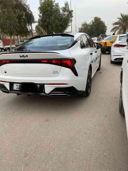 كيا K5 خليجي
الموديل : 2025. (خليجي) . 

المحرك  : 4 سلندر 2500 سي سي GDI.

رقم بغداد

ماشية 17

وكالة شركة اكدال 

المواصفات :

* سقف بانوراما .

* مقعد كهربائي جلد .

* صندوق كهربائي .

* شاشة عدادات الكترونية متصلة .

* بصمة و تشغيل عن بعد . دخول ذكي بدون مفتاح

* التحكم في التكييف و الوسائط لمس . 
  • اوتو هولد
* هاند بريك كهربائي .

* مرايا طي كهربائي .

* حساسات اصطفاف امامية و خلفية .

* مانع انغلاق للعجلات مع نظام الثبات الالكتروني .

* نظام ANDROID AUTO & APPLE CARPLAY .

* أكياس هوائية امامية .

* اطار قياس 215/55R17 .

* حساسات ضغط الاطارات .

* أنظمة قيادة متعددة .

* مكيف خلفي 

وبعد بيها مواصفات

ااسيارة بعدها شركة كفاله من ضربه صبغ وبارد بعدها بفابلون الشركة 

السعر 238 

للاستفسار مراسله او اتصال***********

