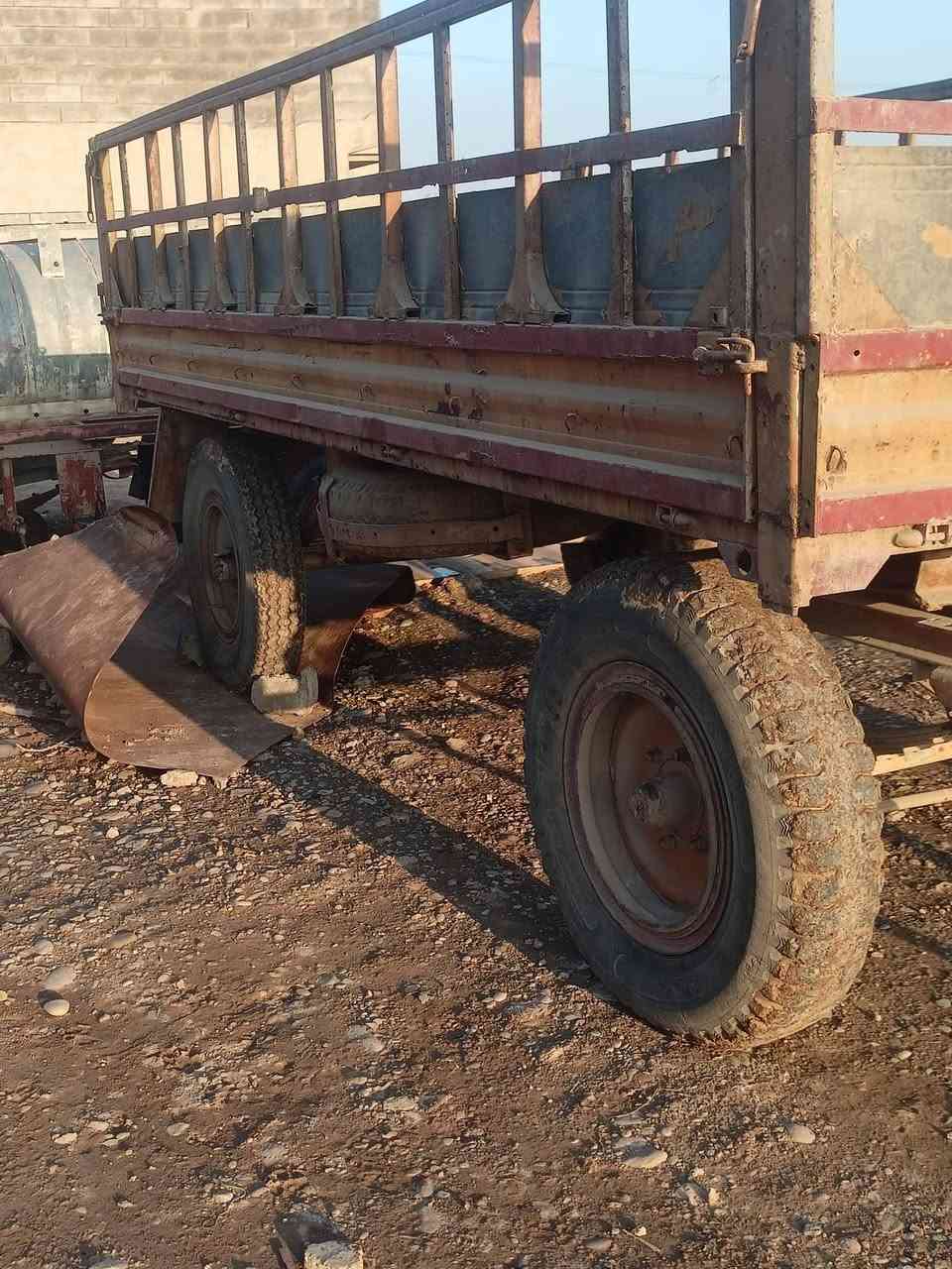 عربانة للبيع بلادي السعر 21ورقه وبيها مجال ***********
