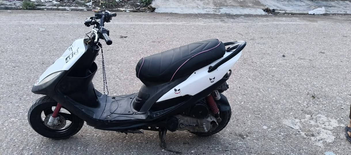 سلام عليكم دراجه ماكس عدله البيع مكينه شلعه ومعدل فقط بيه خيط بخار من تحمه تكطع دشبول موجود مالته سعر 450 وبيه مجال الطيبين رقمي ***********
