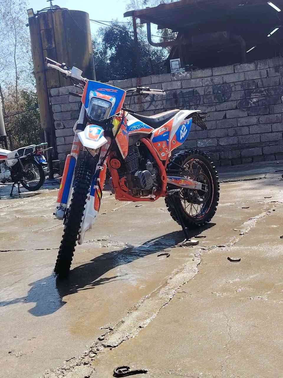 السلام عليكم.  crx 300cc للبيع او مراوس حسب القناعه ب كاوير  الدراجه كلشي شغال بيها سعر خاص.


**إذا كنت صاحب هذا الإعلان وتريد حذفه لأي سبب، رجاءا أرسل رسالة إلى الدعم الفني**