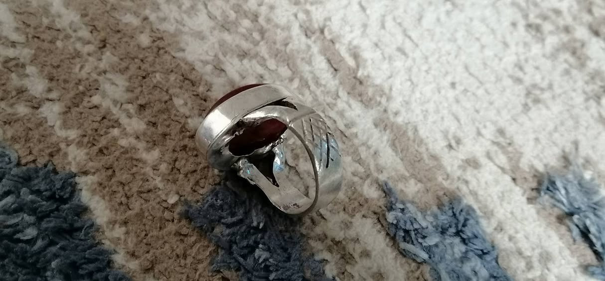 محبس فضه صياغه يدويه مخطوط يا قمر بني هاشم يماني للبيع بل ٣٠ الف خاص موجود ورقم
***********
