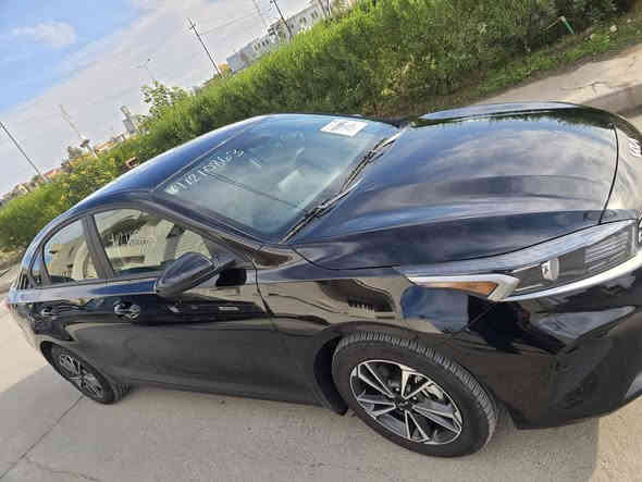 سلام عليكم اخوان
كيا فورتي  2024 ✨️
LXS 
دخول جديد تترقم شمالي 
لون اسود ابو الشذرة 
 بجم كبس بدون ارباك 
مواصفاتها 
مكينة 2000 دوش المرغوب 
ويل كب 
متعددة انظمة القياده (ايكو .نورمال . سبورت)
رادار نظام القيادة الذكيه 
توقف تلقائي عند الاقتراب من جسم قريب 
رادار وتحديد المسار 
مانع الانزلاق مع تحديد السرعة ( الكروز) 
شاشة كبيره بل وسط 
شاشة عطلات
ضرر خلفي بسيط جدا مرفق صور و رقم شاصي .....
الموقع قضاء الحمدانية 
***********
***********
السعر : 157.  و مجال بسيط .
