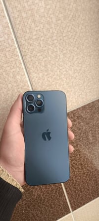 ايفون 12 برو ماكس شرق اوسط ZA دبل سيم ذاكر 128 بطاريه 88 نورمال مامفتو...