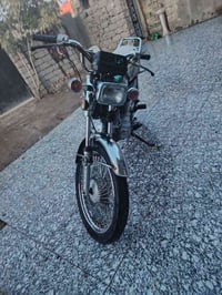 دراجه ٤ كير • اوراق اصولي • كمرك مدفوع