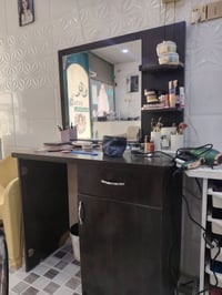 ميز مرايه • عدد ٢ • سعر مناسب