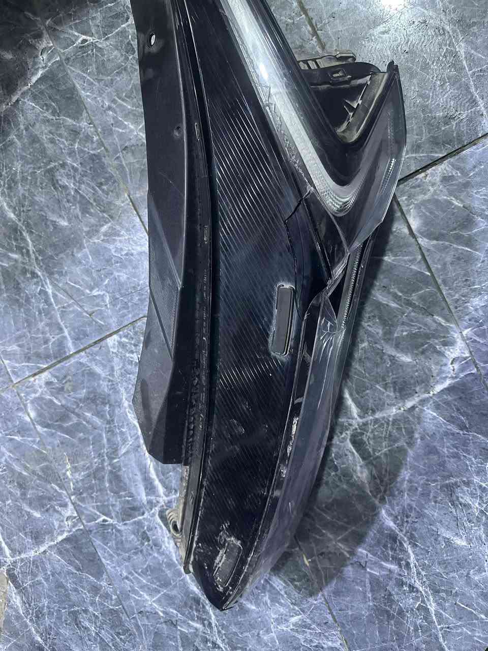 سلام عليكم مازده تك ايسر كي فايف 22 
K5
مكسوره جامه ولد واكف يتصلح عدسات شغالات يعني بس تبدل جامه وتصلح لد بلاديه  شلتهه من سياره سعر ***********
