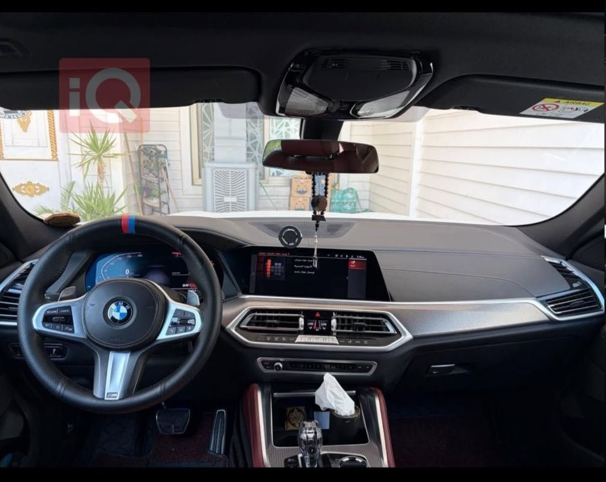 BMW موديل 2022 X6 وكالة عروش باسمنه السياره صفر من الشركة ماشية 60 الف كفالة عامه  ماعدى 4 اصابع في اسفل باب السايق استفسار اتصال *********** سعر 670 ورقة
