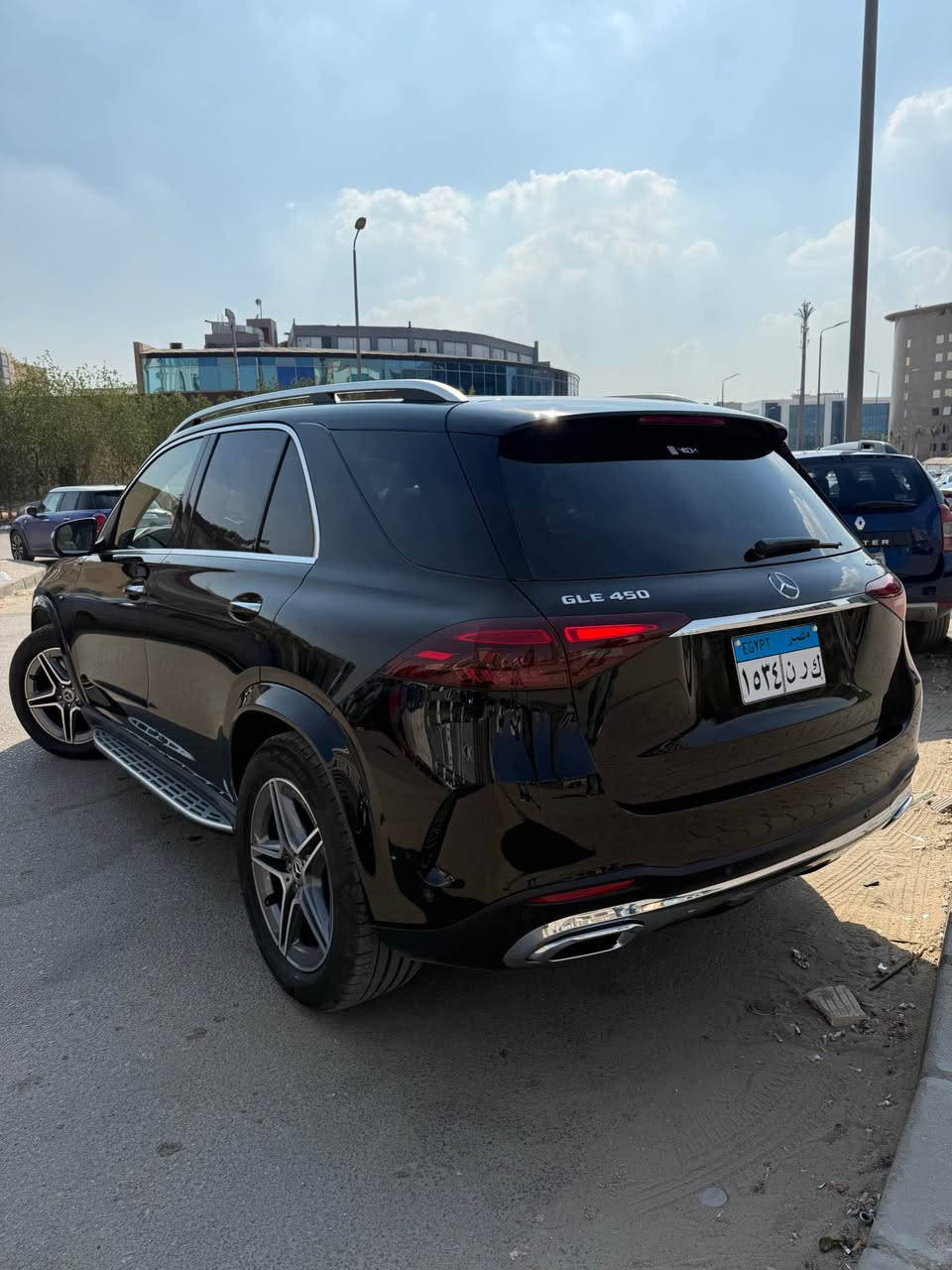 GLE450
AMG
Black 
2025
3000cc
V6
Wakill
15,000km
متاح جميع انواع أنظمة الدفع 
للتواصل 01147110604
Haleem القاهرة, مصر


**إذا كنت صاحب هذا الإعلان وتريد حذفه لأي سبب، رجاءا أرسل رسالة إلى الدعم الفني**