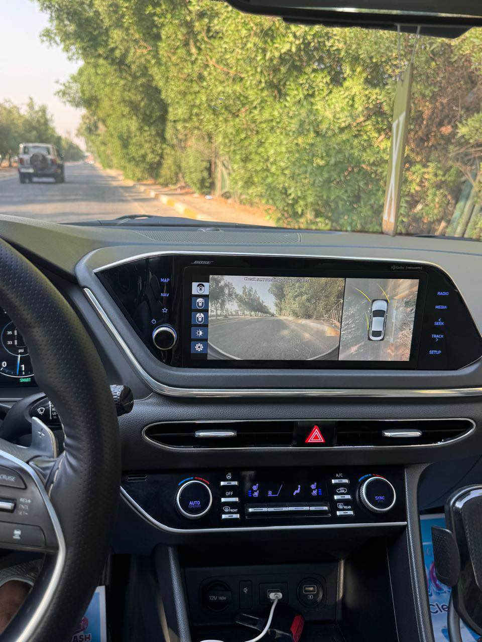 ‏سلام عليكم 
سوناتا 2020 Lite 
ماشية 64,000 كيلو ￼
‏المواصفات 
‏مكينة 1600 يربو 
شاشة Dutch 
نقاط عمياء
كاميرات محيطية عدد ‫4+‬ كاميرا عند الإشارة تظهر ￼
‏رادار امامي خلفي أوت ستوب تحذير تصادم
‏كوش ات خزنة ميموري كهرباء تدفئة تبريد 
‏التبريد مناخ منفصل 
‏سقف بانوراما ￼
‏تشغيل عن بعد إمكانية تقديم والترجيع السيارة من البصمة 

 ￼￼ بها ثلاث قطع صبغ ￼￼
مراوس حسب القناعه (سبورتج او سنتافي )
***********
بغداد الكاظميه ￼￼ بغداد, العراق
