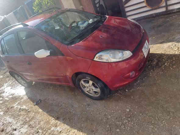 شيري اي ون للبيع
***********

السعر ٣٧ رقم جديد ميحتاج تسوي هزة جديدة فقط تحويل سنوية والسيارة باسمي رقم بابل تبريد شغال ومكفولة من الضربة فقط شخوط بسيطة وجراد بسيط بالبنيد
