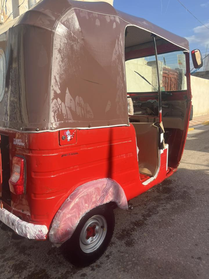 تكتك 18 للبيع رقم وسنويه سعره 4900 بيه لغد وكله واضح بل صور رقمي ***********
