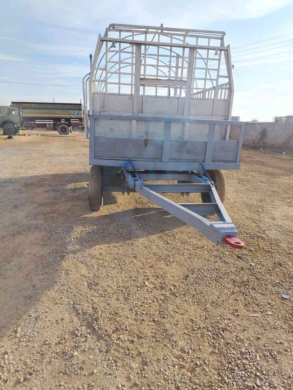 سلام عليكم عربانه مال ابو ردين تايرات 16تخم تاير وباقي لستفسار عله رقم ***********. ***********
