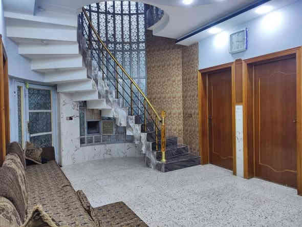 #عروضات_مكتب_قصر_نينوى
 دارن للبيع حي الملايين الأولى قرب ابيوت العناز

المساحة ⬅️250
واجهه15 السعر مناسب 
الطابق الاول ◀️غرفتين  نوم وغرفت طعم صحيات وهول واستقبال ومطبخ 

الطابق الثاني ◀️ثلاث  غرف نوم   وصحيات واهول وبيتونه  

ملك صرف شارع تبليط بعرض 12 اتجاه شروق 

للاستفسار اكثر مراجعه مكتب قصر نينوى  او الاتصال على الارقام التاليه

نستقبل عروضكم العقاريه على الماسنجر أو الواتساب 
 
***********                                 
 
***********  واتساب                        ‬
