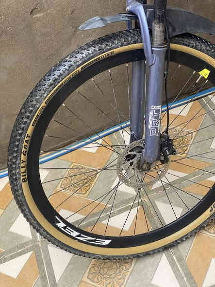 دراجة ماركا ايزيل حجم 29. للبيع بسعر 150 الف 
رجاءا فقط الشراي يتواصل عبر الرقم ***********
