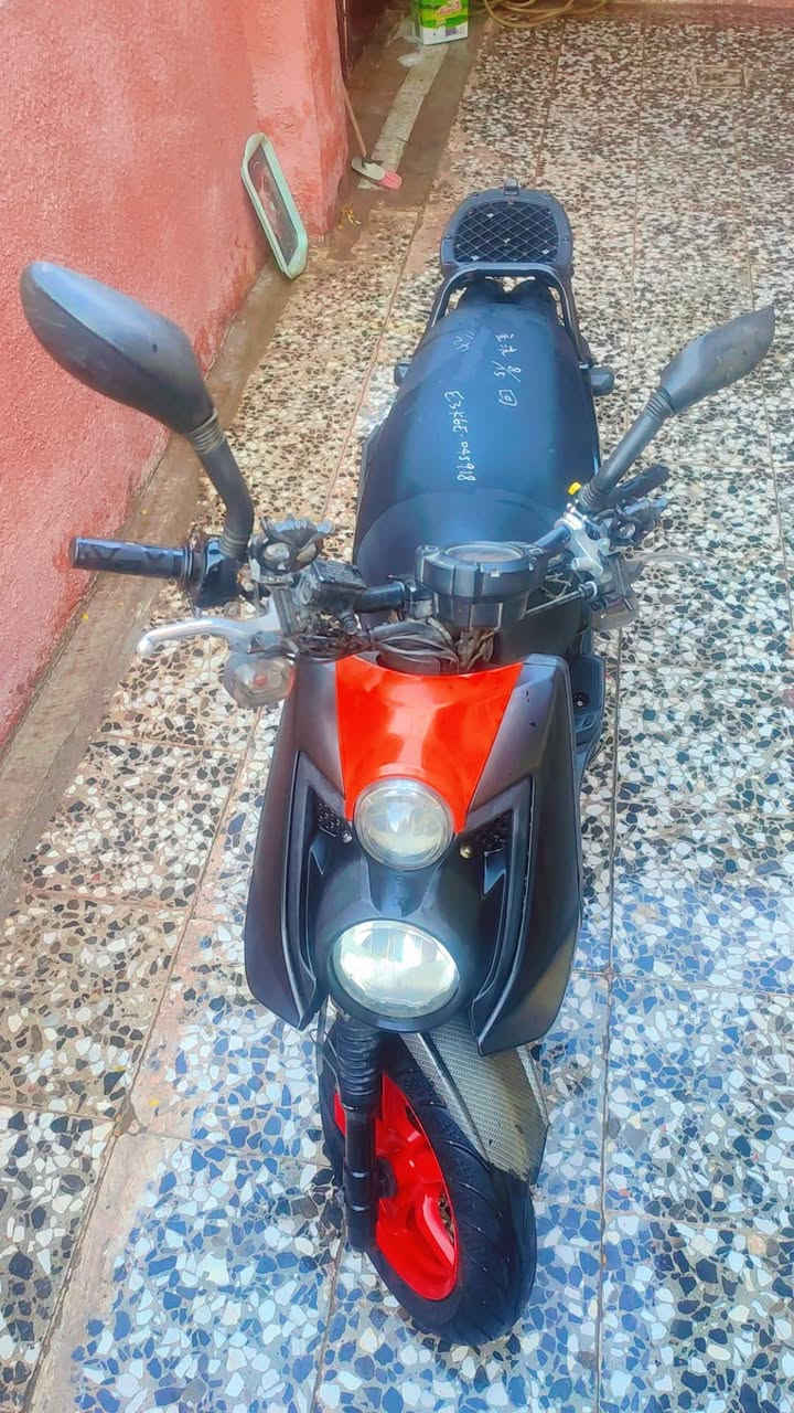 السلام عليكم
دراجه سكنس جبلي مكينه ناعمه ، دراجه بلاديه اي شي ما مبدل 
كلشي شغال ، السعر 1.250 المكان بغداد الحسينيه الراشديه 
الرقم *********** .
