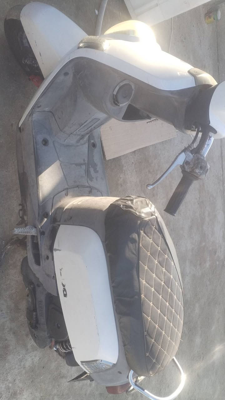 السلام عليكم بوليسي جديدة للبيع مكفولة مامفتوحة السعر ٦٠٠ وبيها مجال العنوان حلة مركز *********** مكلف بلنشر
