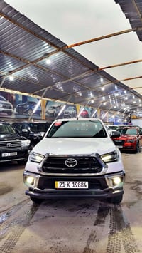 هايلوكس 2023 بصمة وتشيغل عن بعد فور ويل  كشنات تبريد  بلوجكتر  لايت زن...